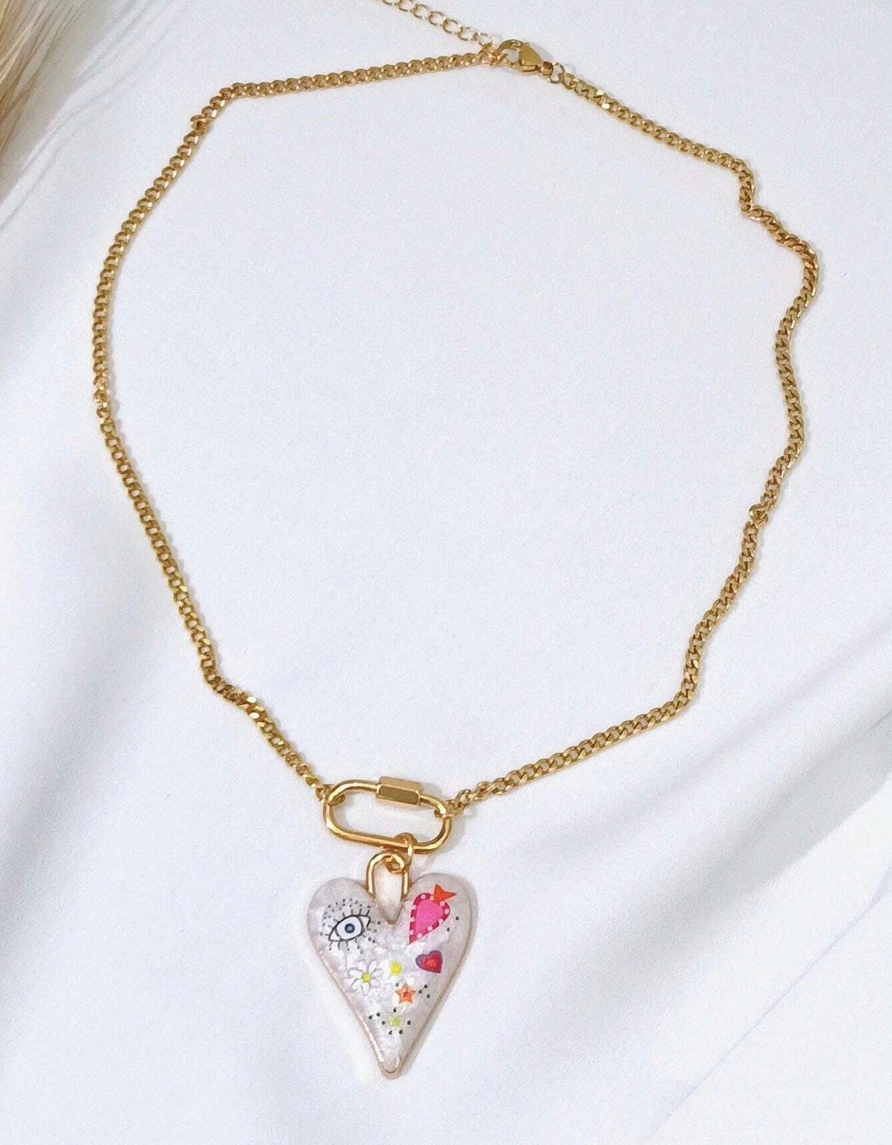 Collar corazón figuras