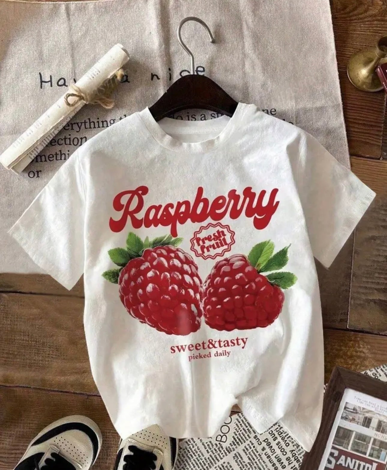 T shirt raspberry