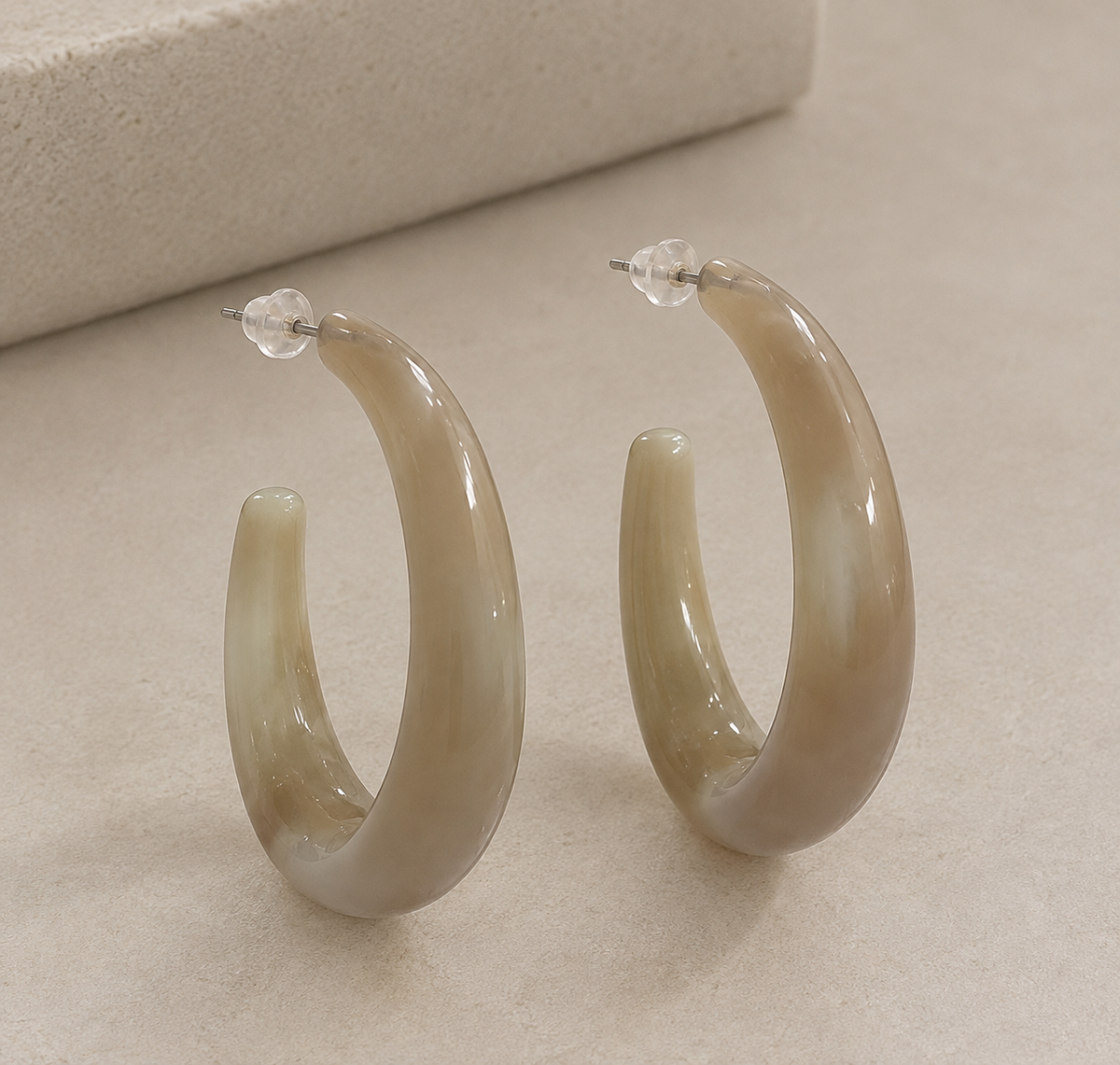 Cami aretes
