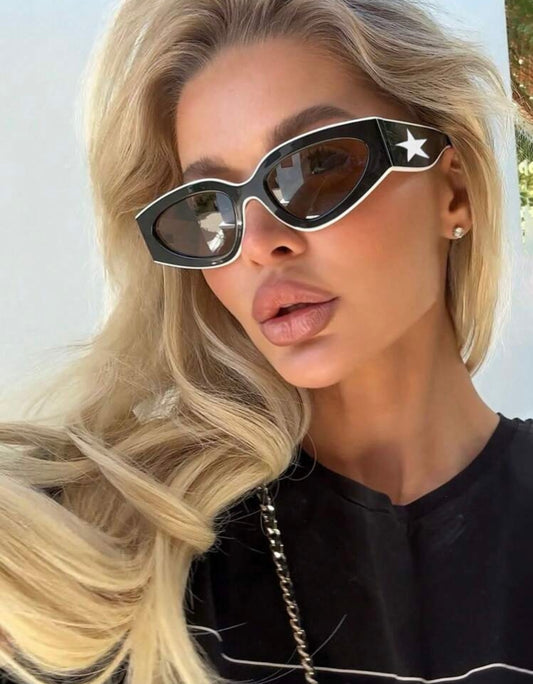 Lentes negros de estrella