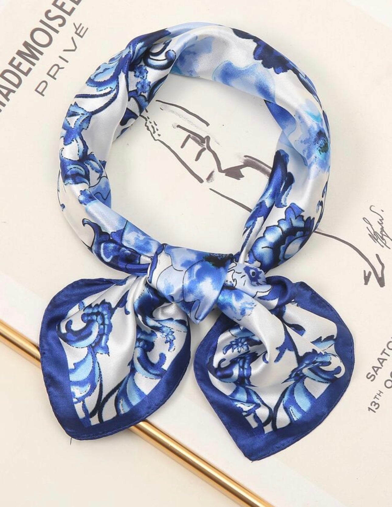 Pañuelo azul Talavera