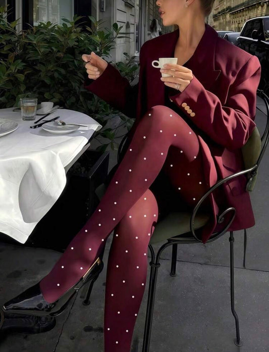 Medias burdeos puntos