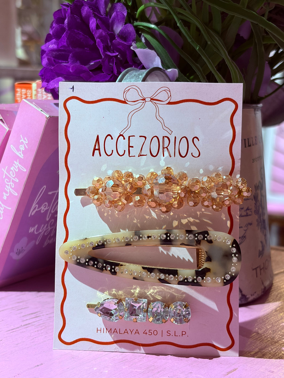 Elegant brooches