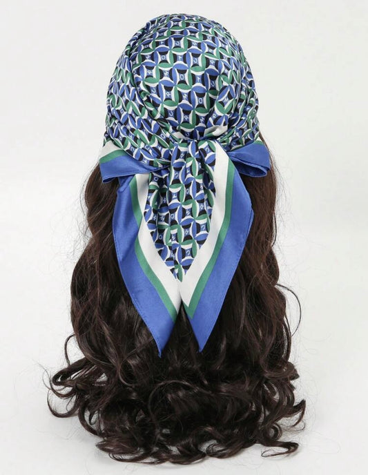 Pañuelo figuras azules