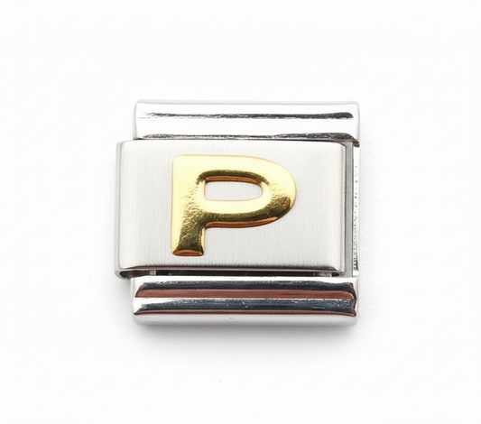 Charm Letra P dorada